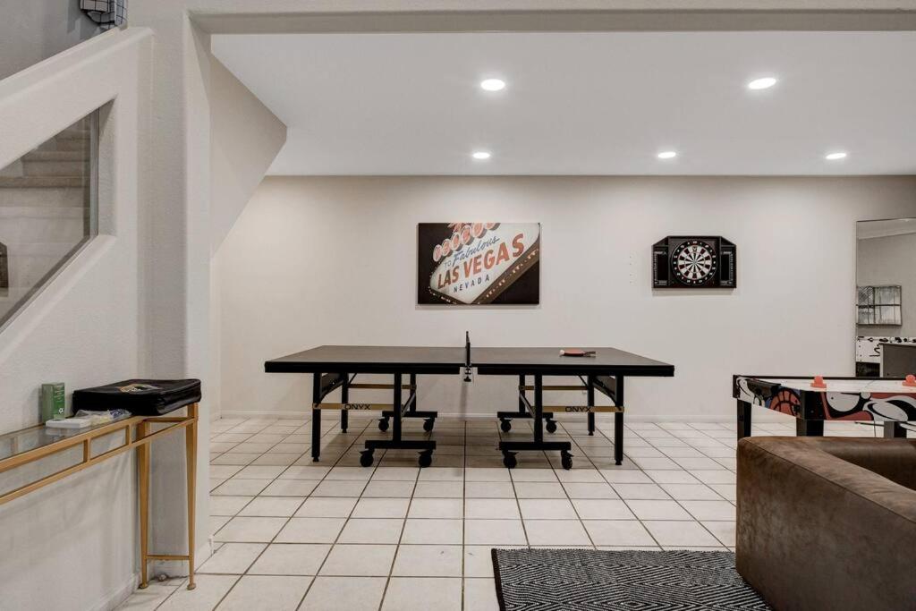 Beautiful 5Br W/King Beds, Pool & Hot Tub, Games Villa Las Vegas Exterior photo